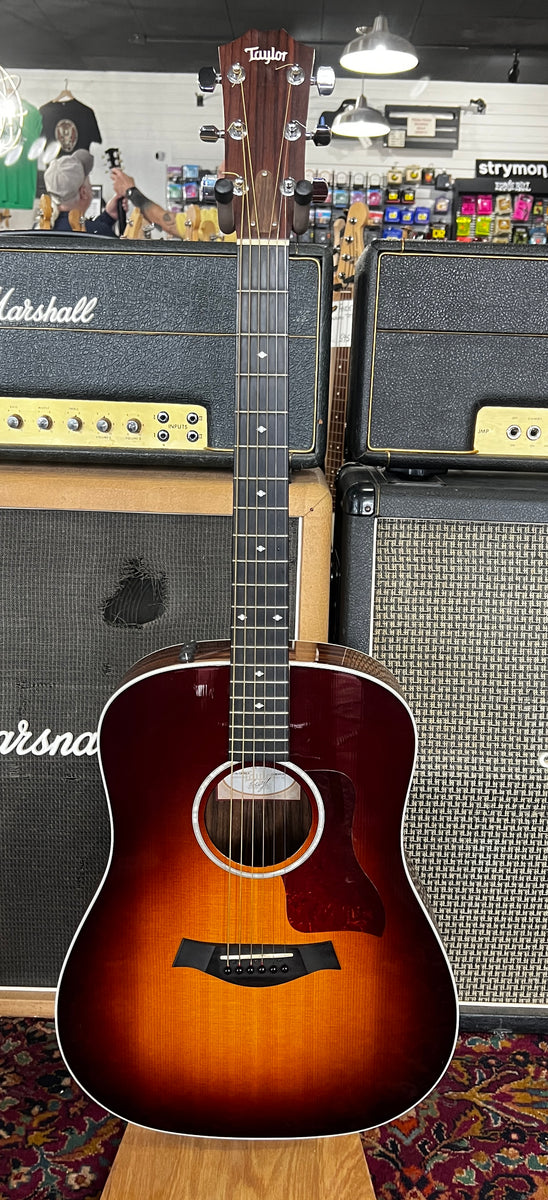 Taylor 210e SB DLX