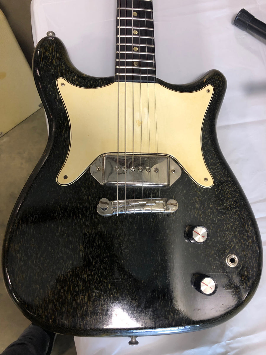 SOLD Epiphone Coronet “Silver Fox” – Jimmy Wallace Guitars