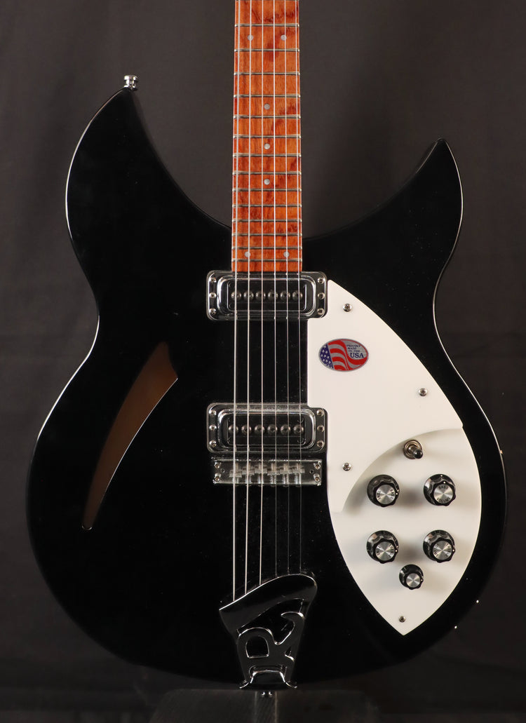 Rickenbacker 330 ブラックエレキギター 4bbbddd3ddSni0DBABmemUeer5xHzI