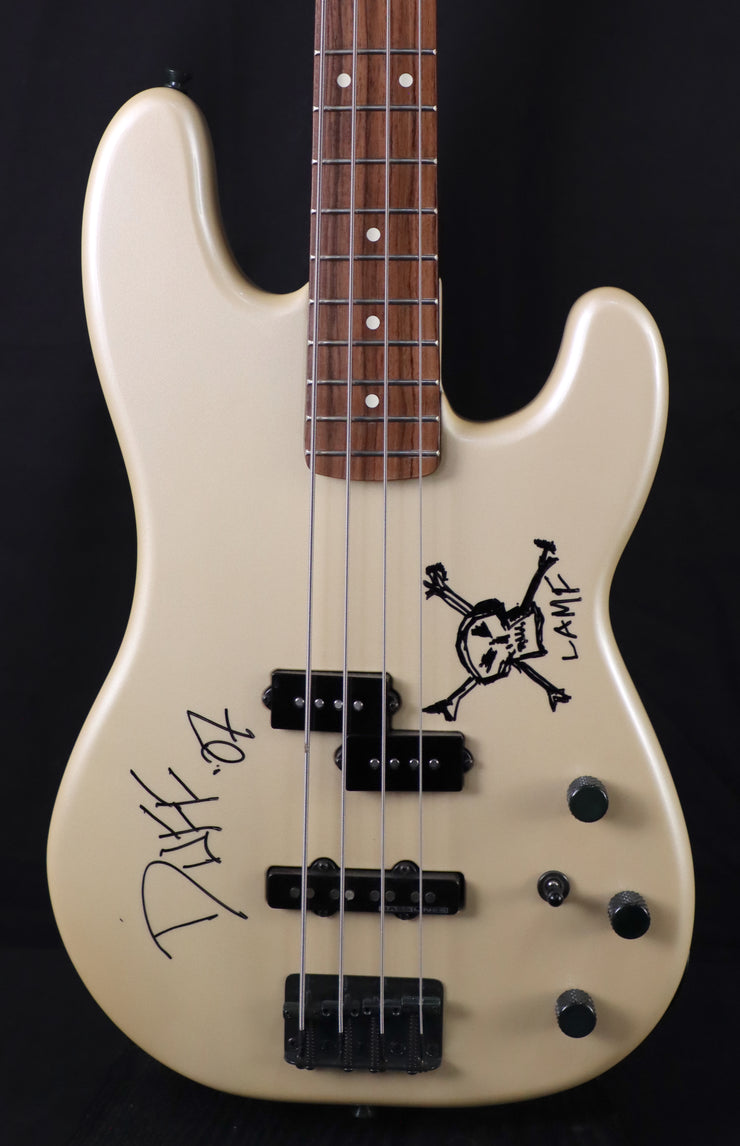Fender Duff Mckagan Signature Precision Bass – Jimmy Wallace Guitars