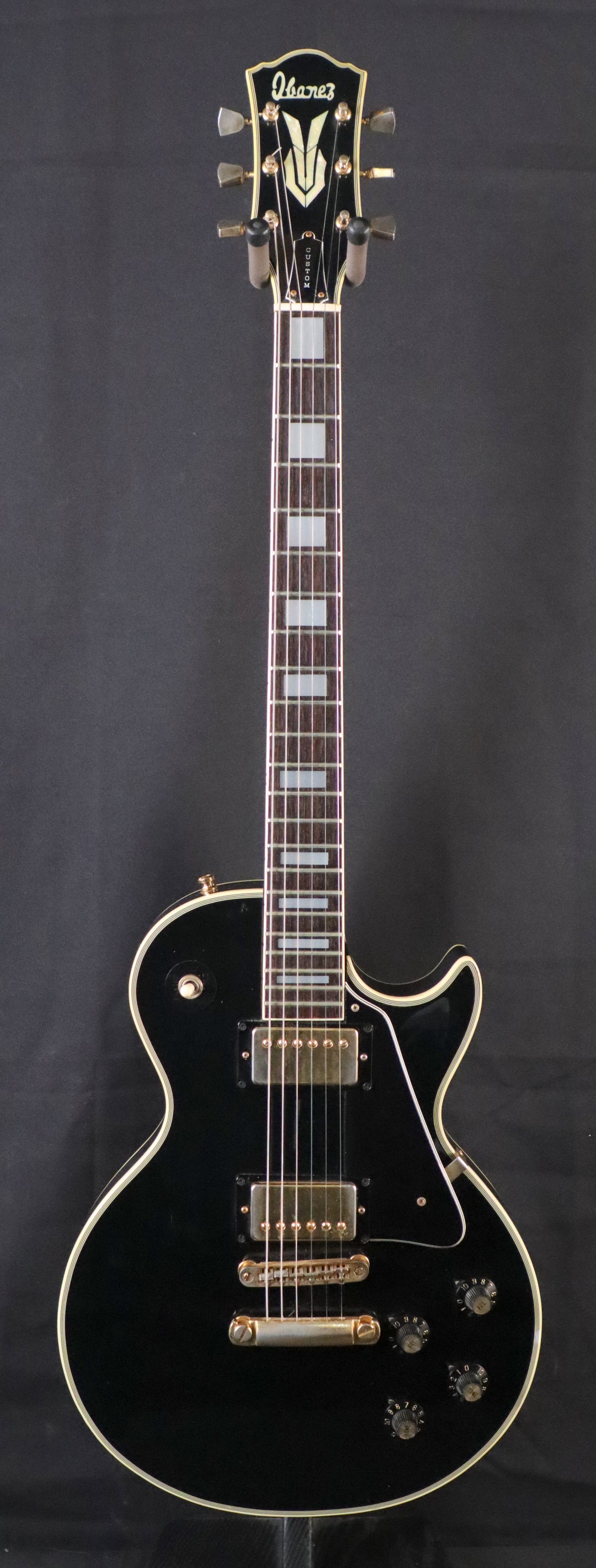 Front_10360a56-ce65-44ae-86ba-