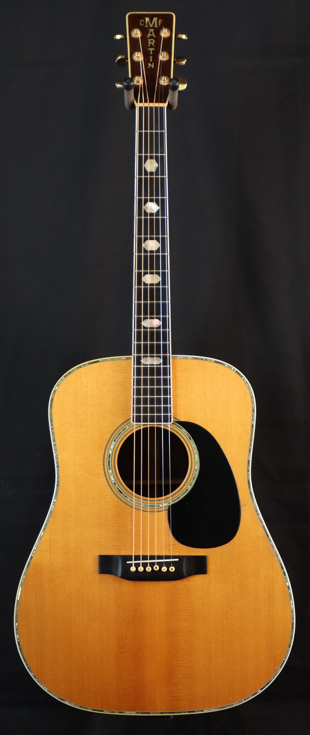 Martin D-41 1979年製 BodyFront_97e6dee9-c2d4-4168-