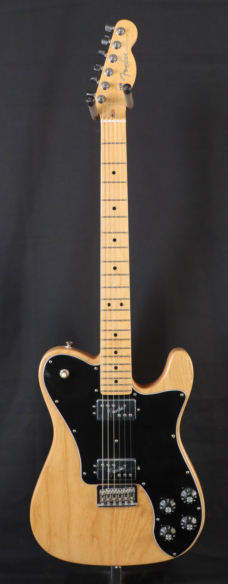 ギター Fender Telecaster Deluxe 1978 Fender Telecaster Deluxe Black | Guitar Chimp