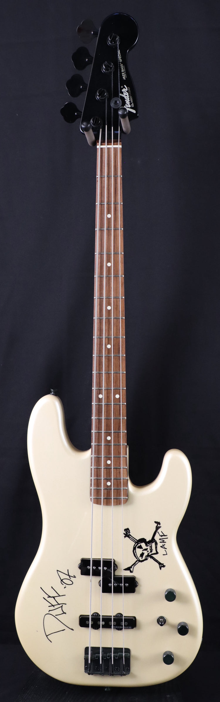 Fender Duff Mckagan Signature Precision Bass – Jimmy Wallace Guitars