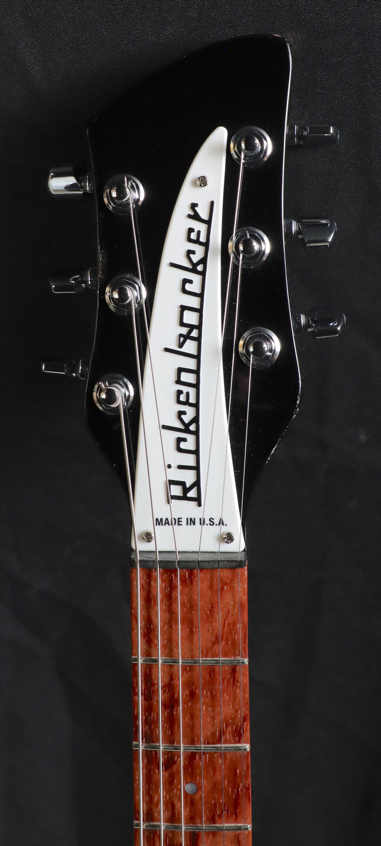 HeadstockFront_bc6a1954-63bf-