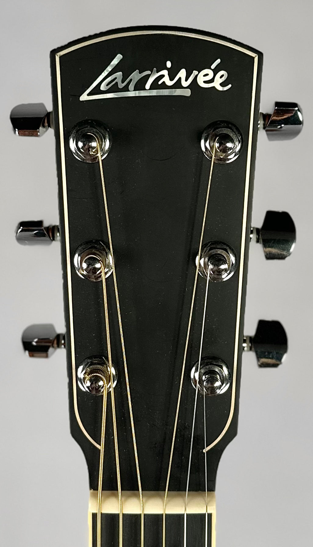 Larrivee PV-09 – Jimmy Wallace Guitars