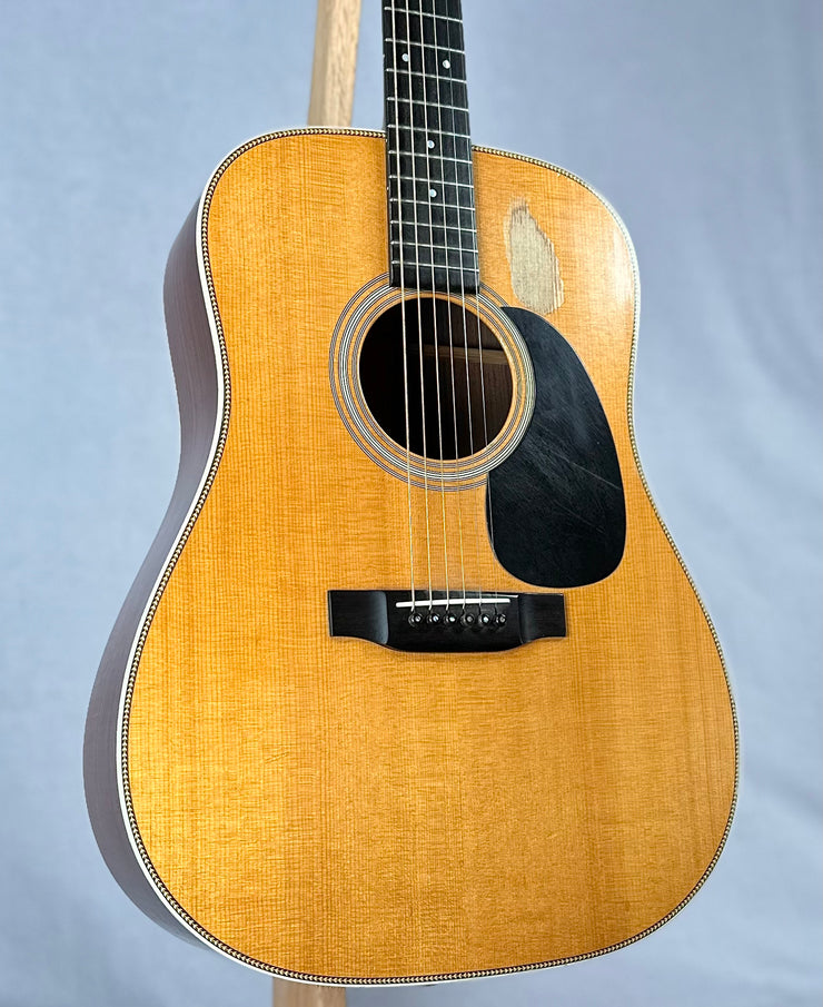 1990 Martin D28