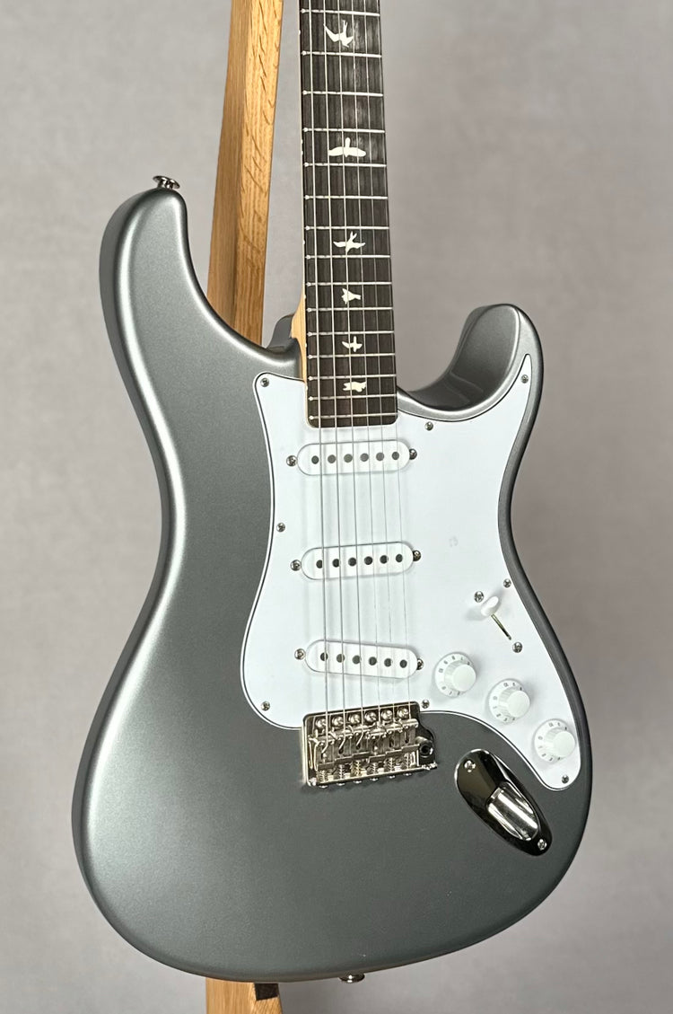 PRS Silver Sky タングステン x メイプル John Mayer Silver Sky - Tungsten w/Maple – Dave's Guitar Shop