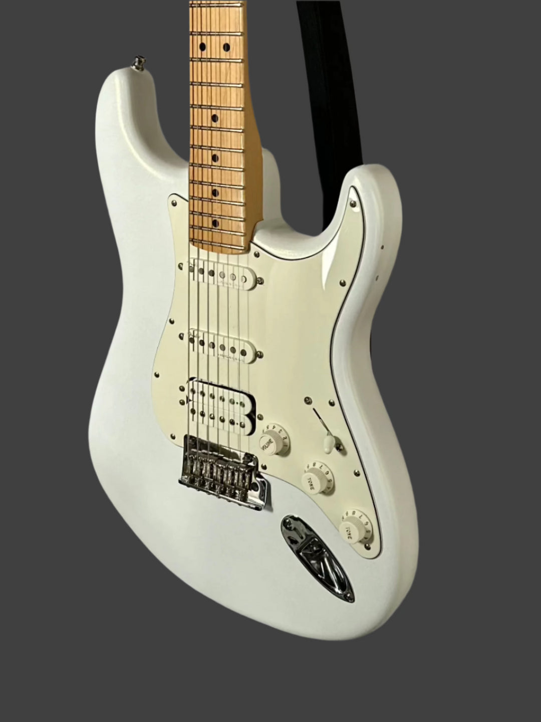 Fender Juanes Stratocaster – Jimmy Wallace Guitars