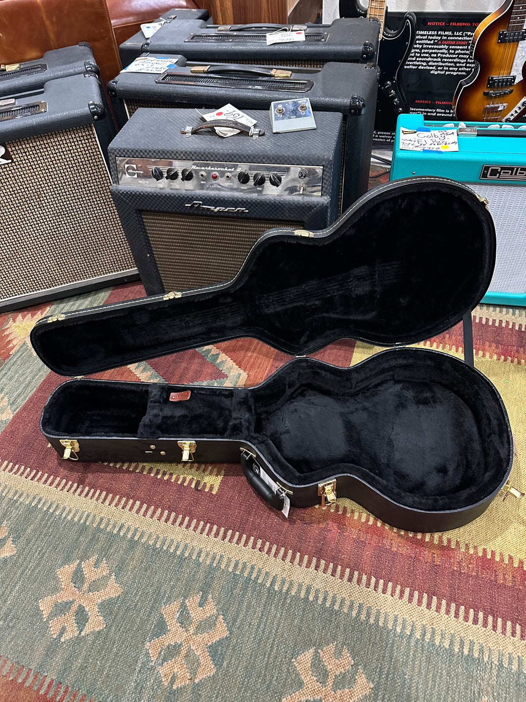 Heritage Limited Run Color H575 Translucent Black – Jimmy Wallace
