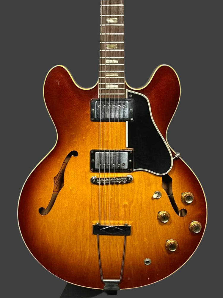 Gibson ES-335 vintagアップグレード Gibson ES-335 Studio 1989 - Cherry - EMGs and Upgraded