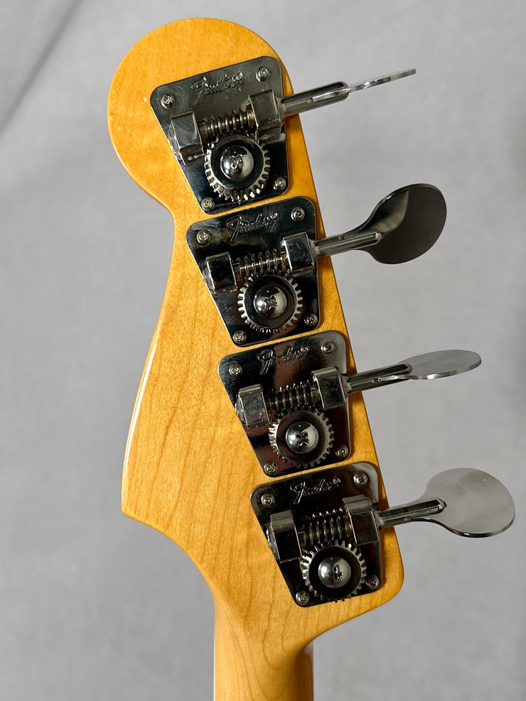 Fender Vintage Reissue Jazz Bass with Matching Headstock