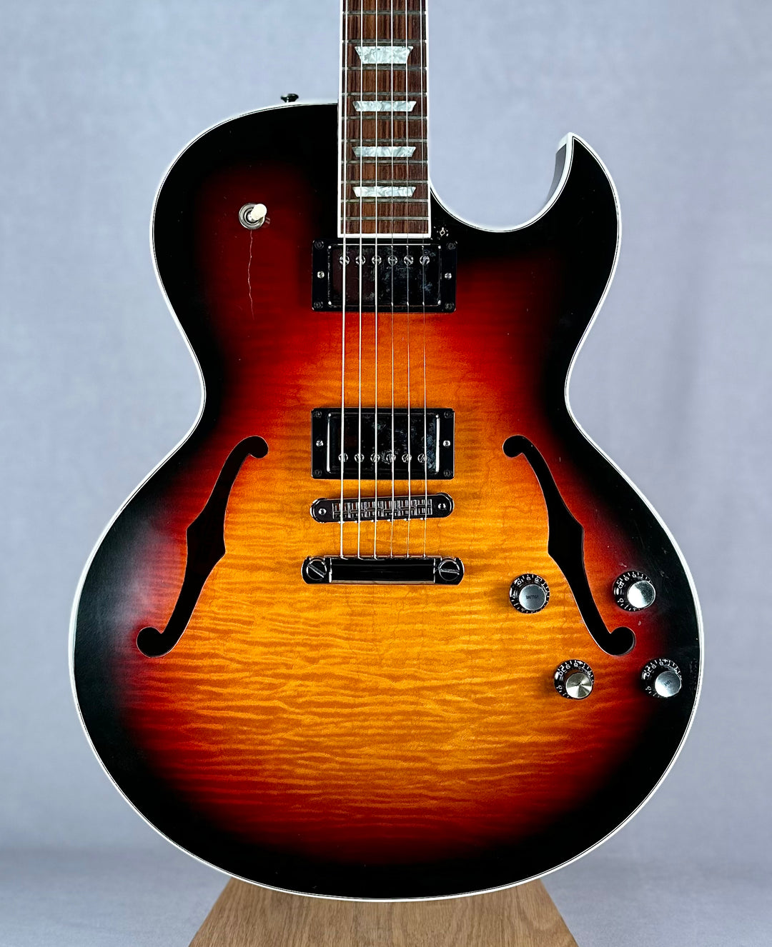 Gibson ES 137 – Jimmy Wallace Guitars