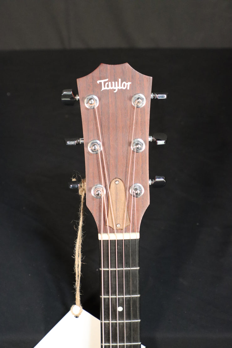 Taylor 214ce - New