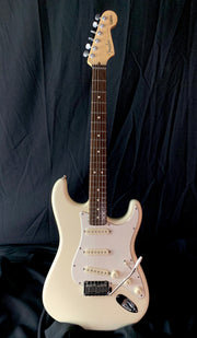 **** SOLD **** Fender Stratocaster - "Jeff Beck" Mint/Like New