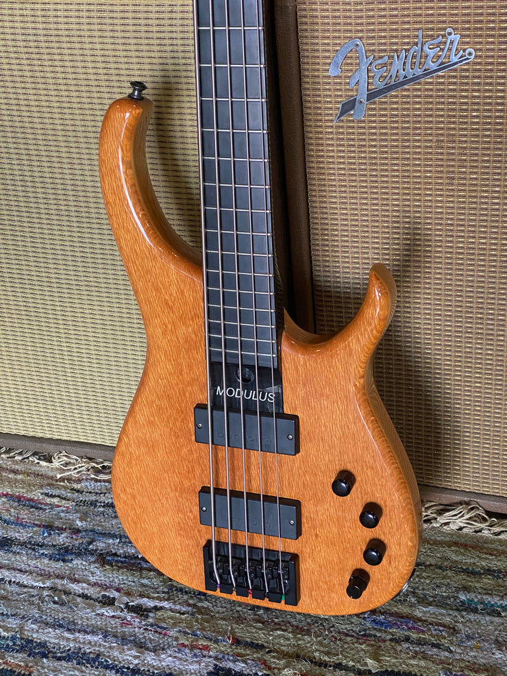 2002 Modulus Quantum 5 – Jimmy Wallace Guitars