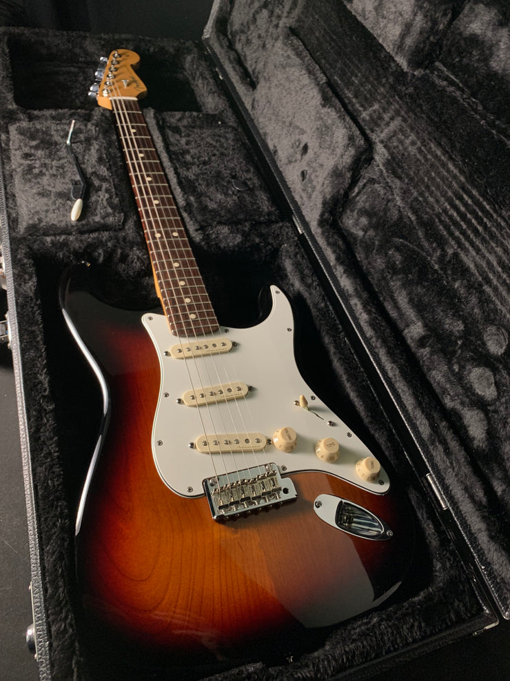 **** SOLD **** 2014 Fender American Standard Stratocaster
