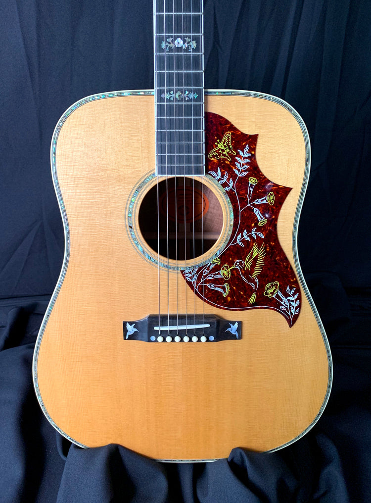 SOLD**** 2001 Gibson Hummingbird 