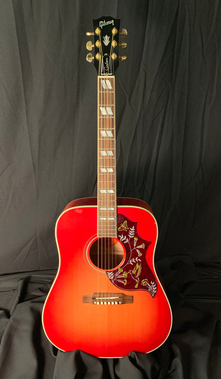 **** SOLD **** 2013 Gibson Custom Hummingbird