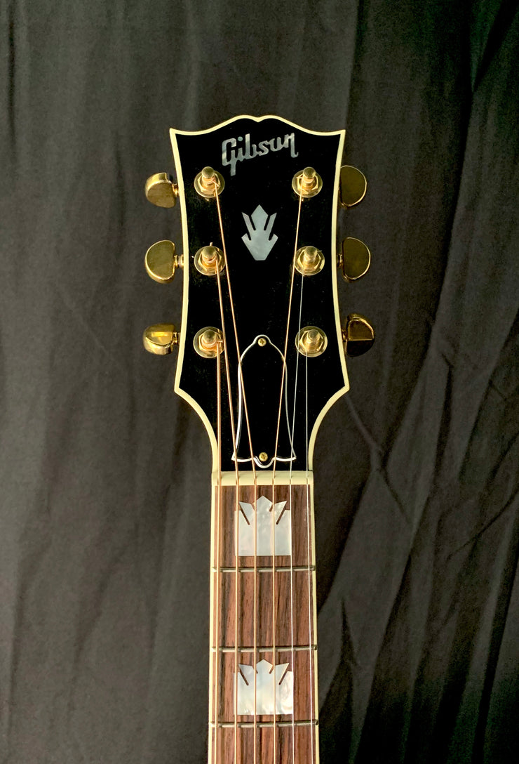 **** SOLD **** 2019 Gibson SJ-200 Limited Edition