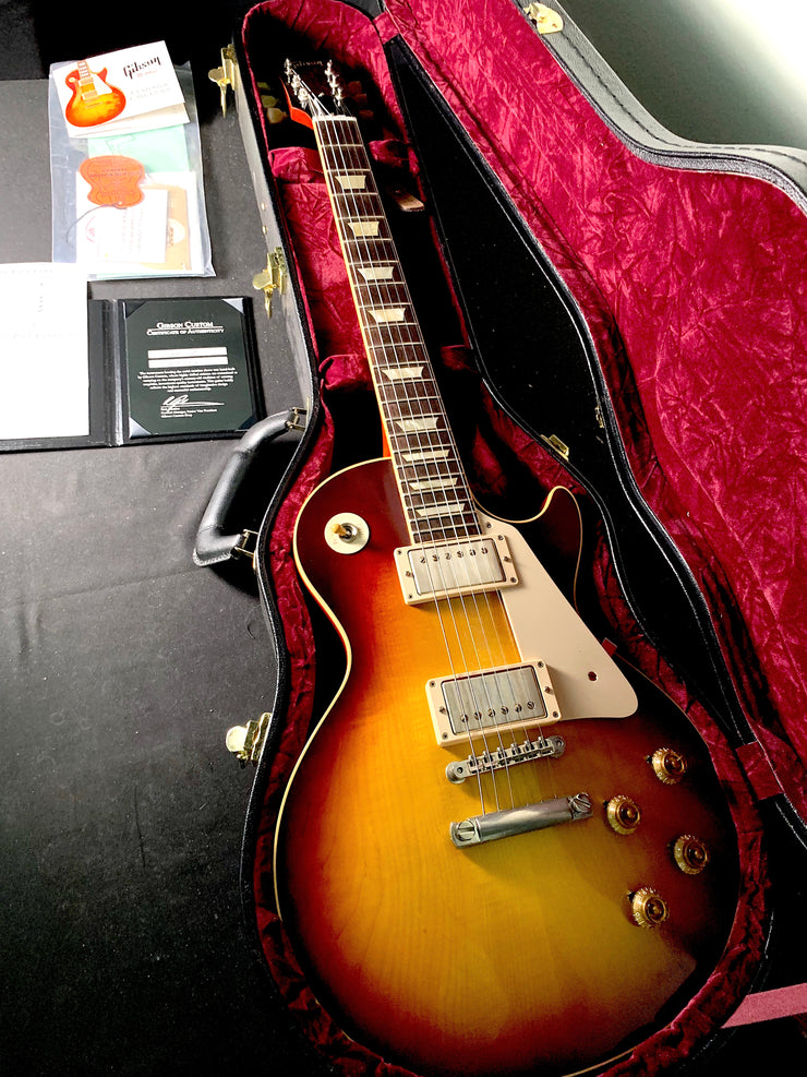 **** SOLD **** Gibson Les Paul R8