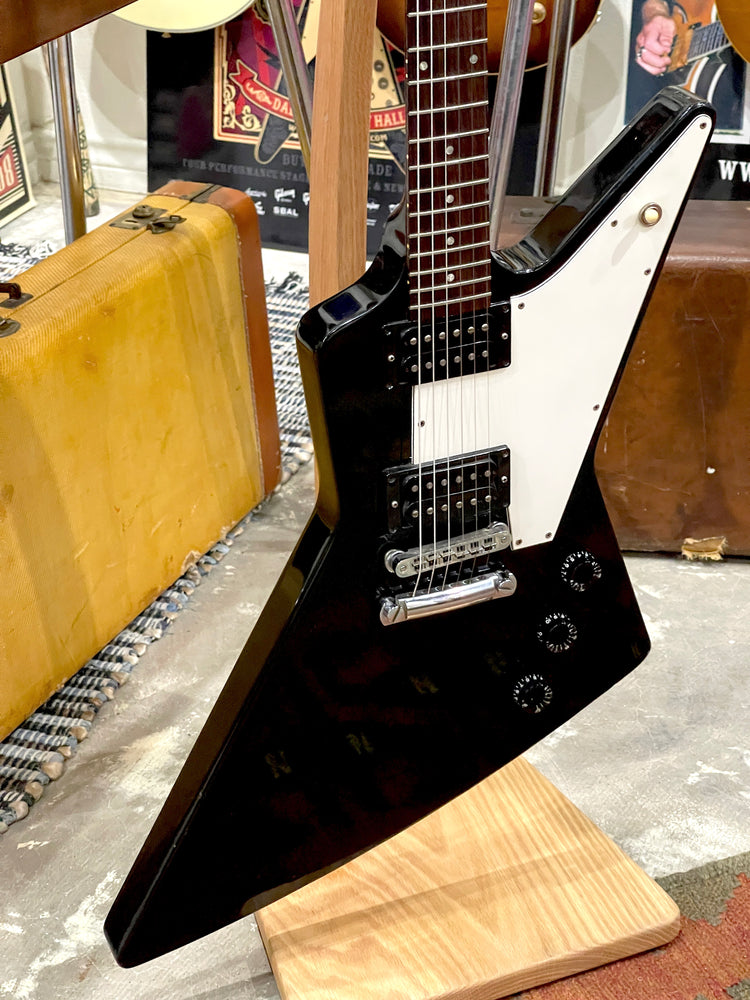 ギター Gibson Explorer IMG_3215_750x.jpg?v=1645729003