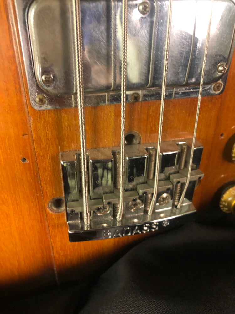 SOLD **** Gibson Thunderbird Bass – Jimmy Wallace Guitars