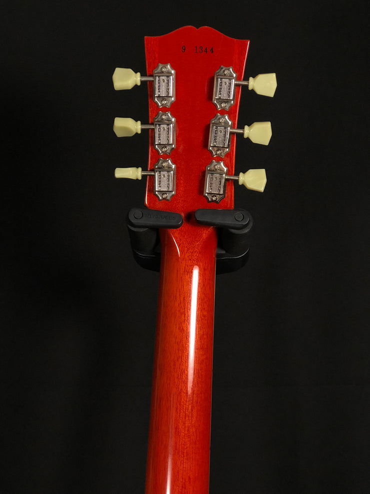 **** SOLD **** 2011 Gibson R9