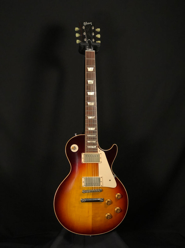 **** SOLD  **** Gibson Les Paul R8 Plain Top