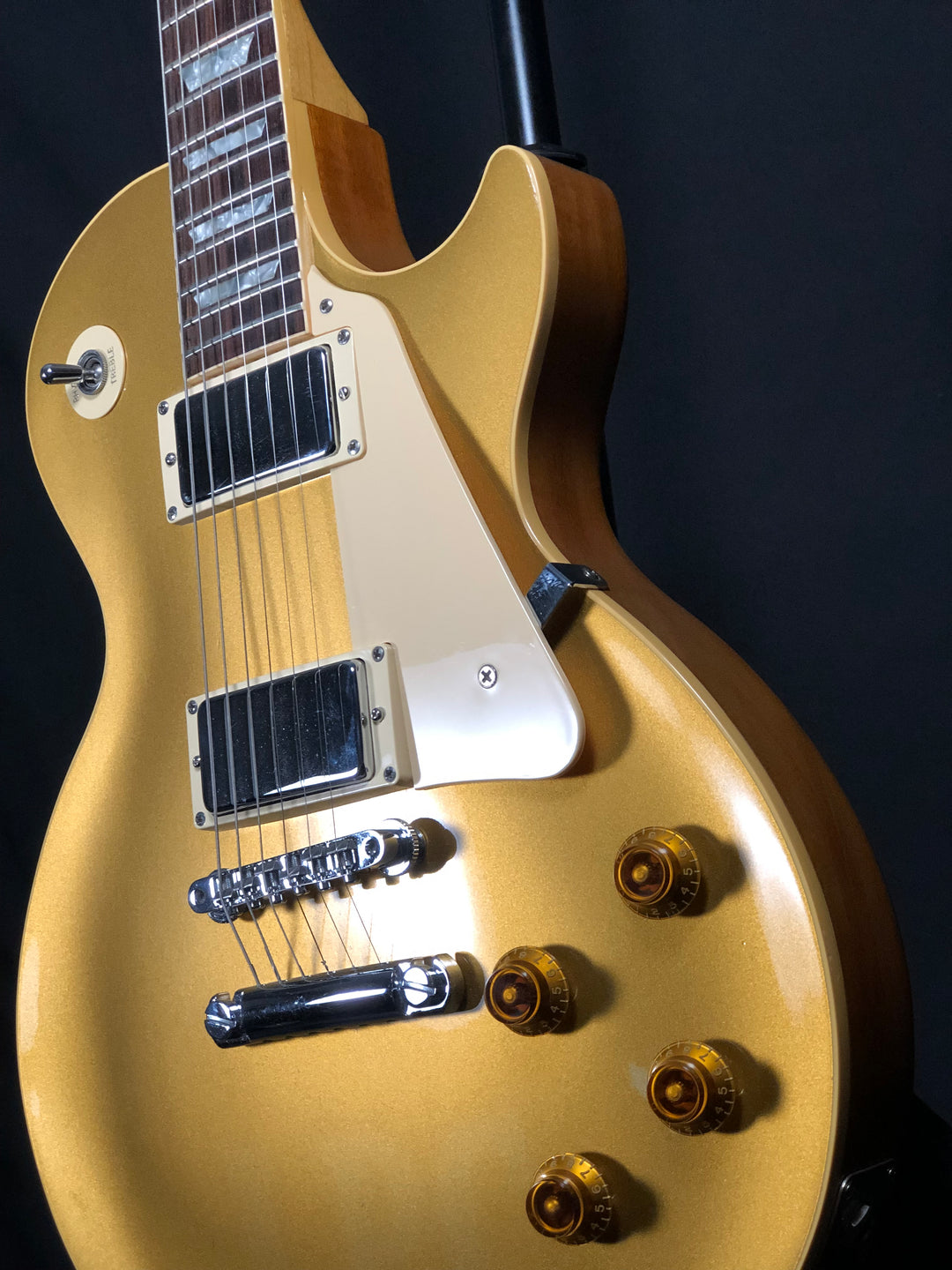 SOLD **** 1982 Gibson Gold Top - Custom Pickups – Jimmy Wallace