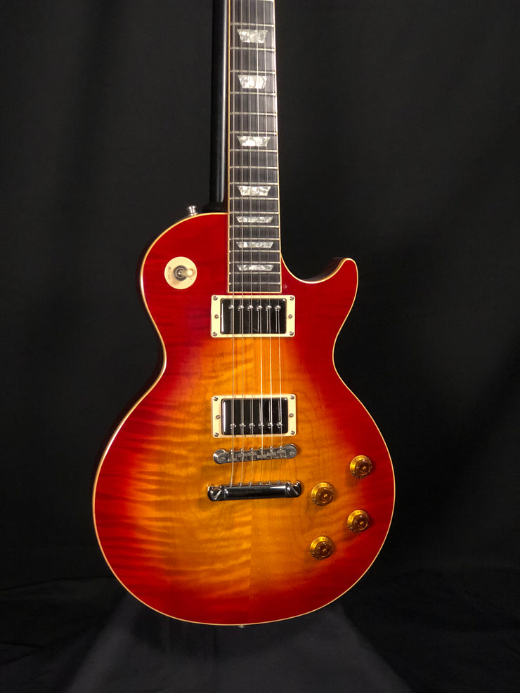 **** SOLD **** 1983 Gibson Les Paul Cherry Sunburst Flame Top