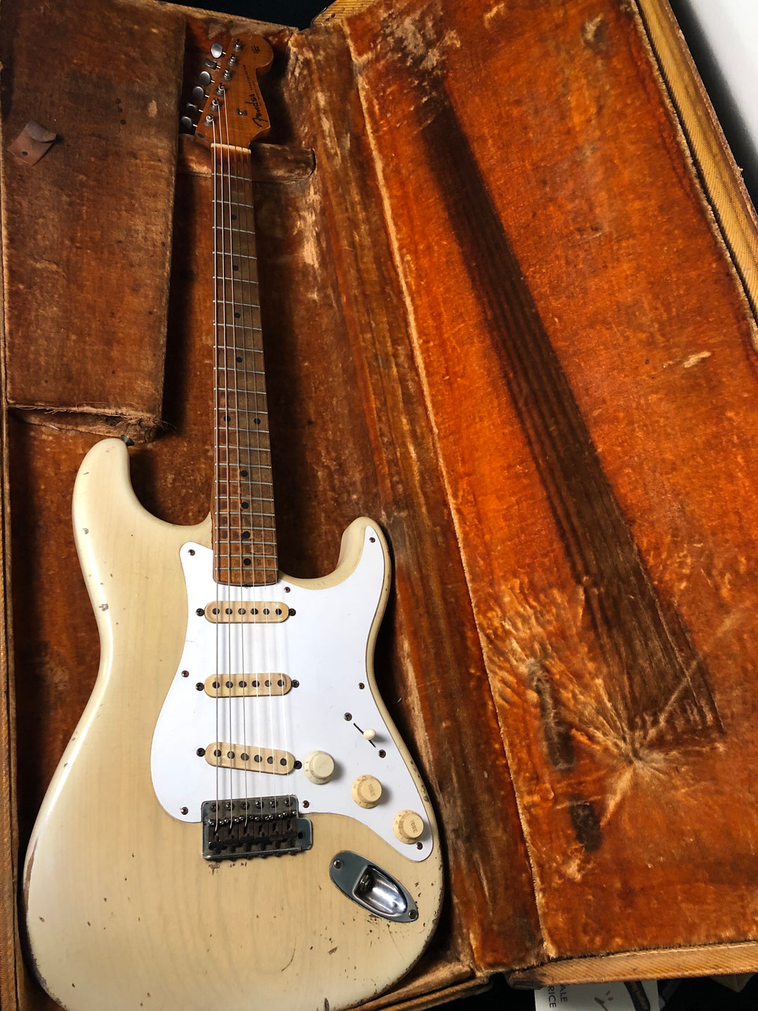 SOLD **** 1957 Fender Stratocaster – Jimmy Wallace Guitars