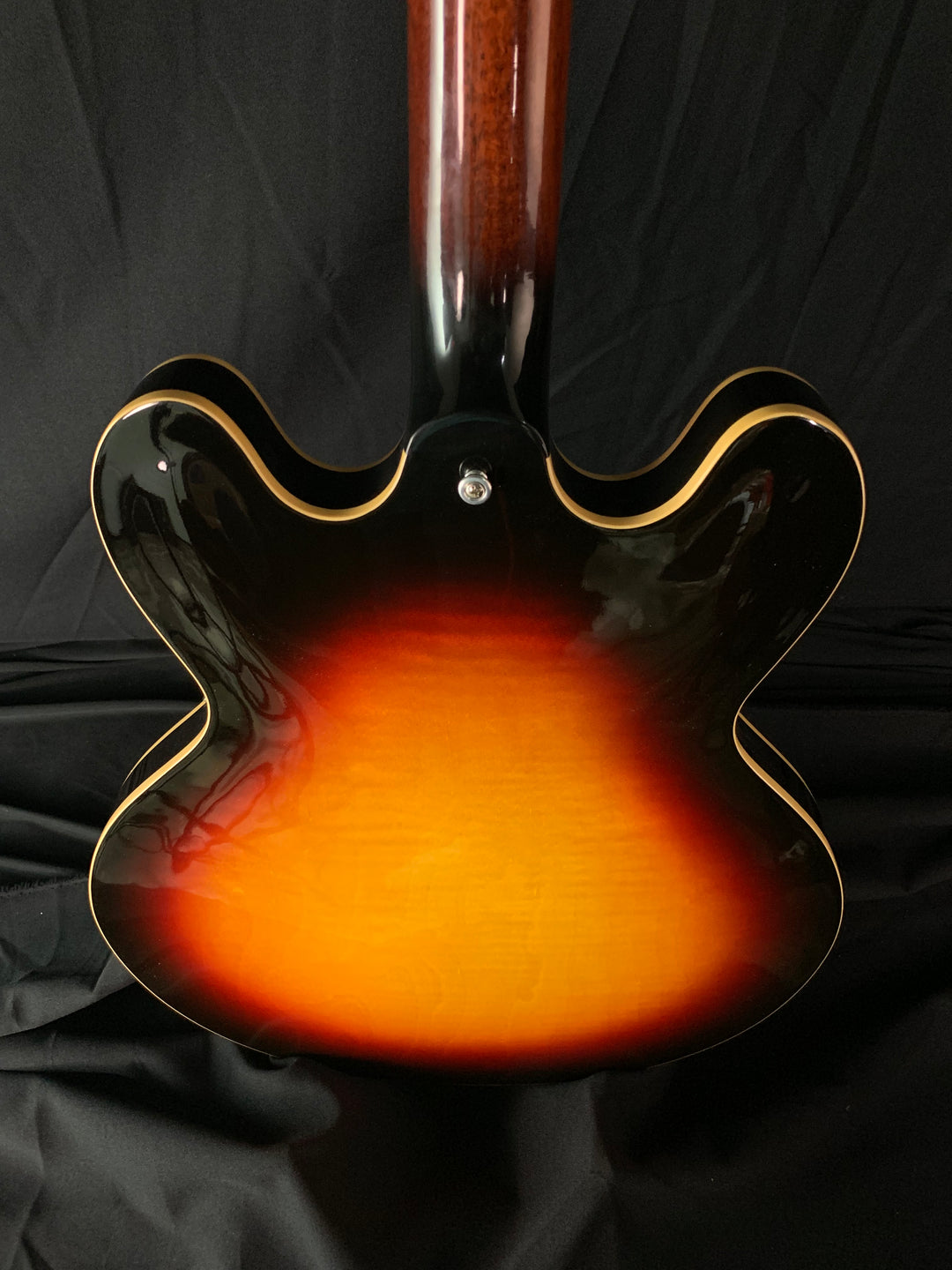SOLD **** Gibson ES 335 Classic Sunburst – Jimmy Wallace Guitars SOLD **** Gibson ES 335 Classic Sunburst – Jimmy Wallace Guitars