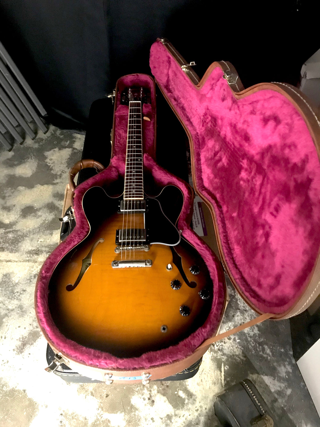 SOLD **** Gibson ES 335 Reissue in Tobacco Sunburst – Jimmy