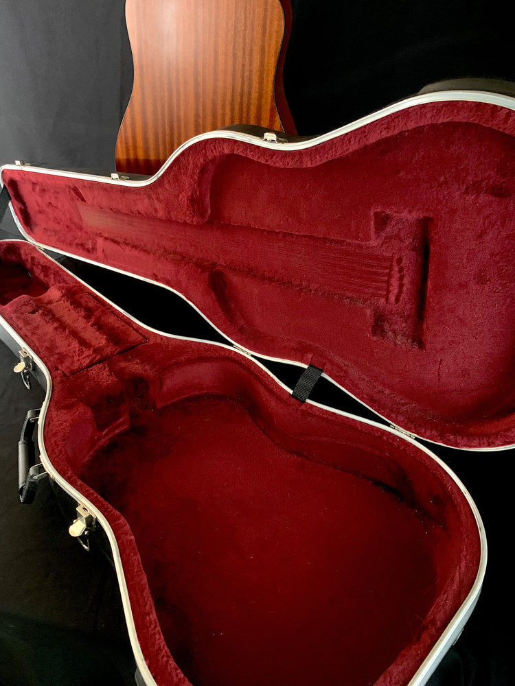 Taylor 310 – Jimmy Wallace Guitars