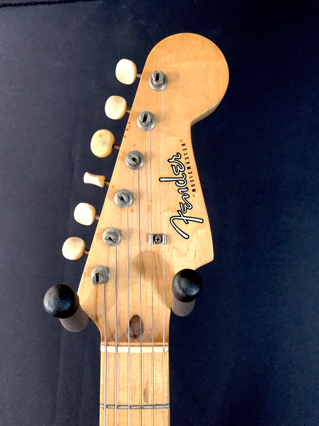 SOLD **** 1958 Fender Musicmaster Dessert Sand – Jimmy Wallace Guitars