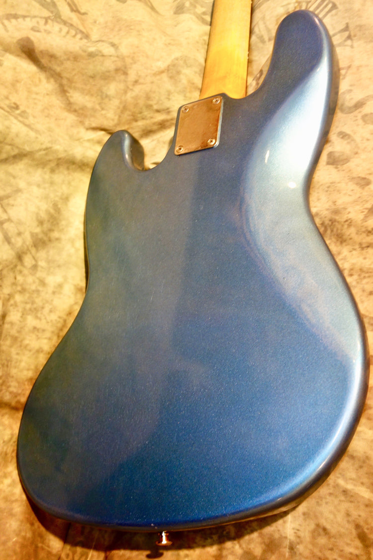 ベース Jimmy Wallace JP3 BASS BL Jimmy Wallace JP3 Bass in Pelham Blue – Jimmy Wallace Guitars