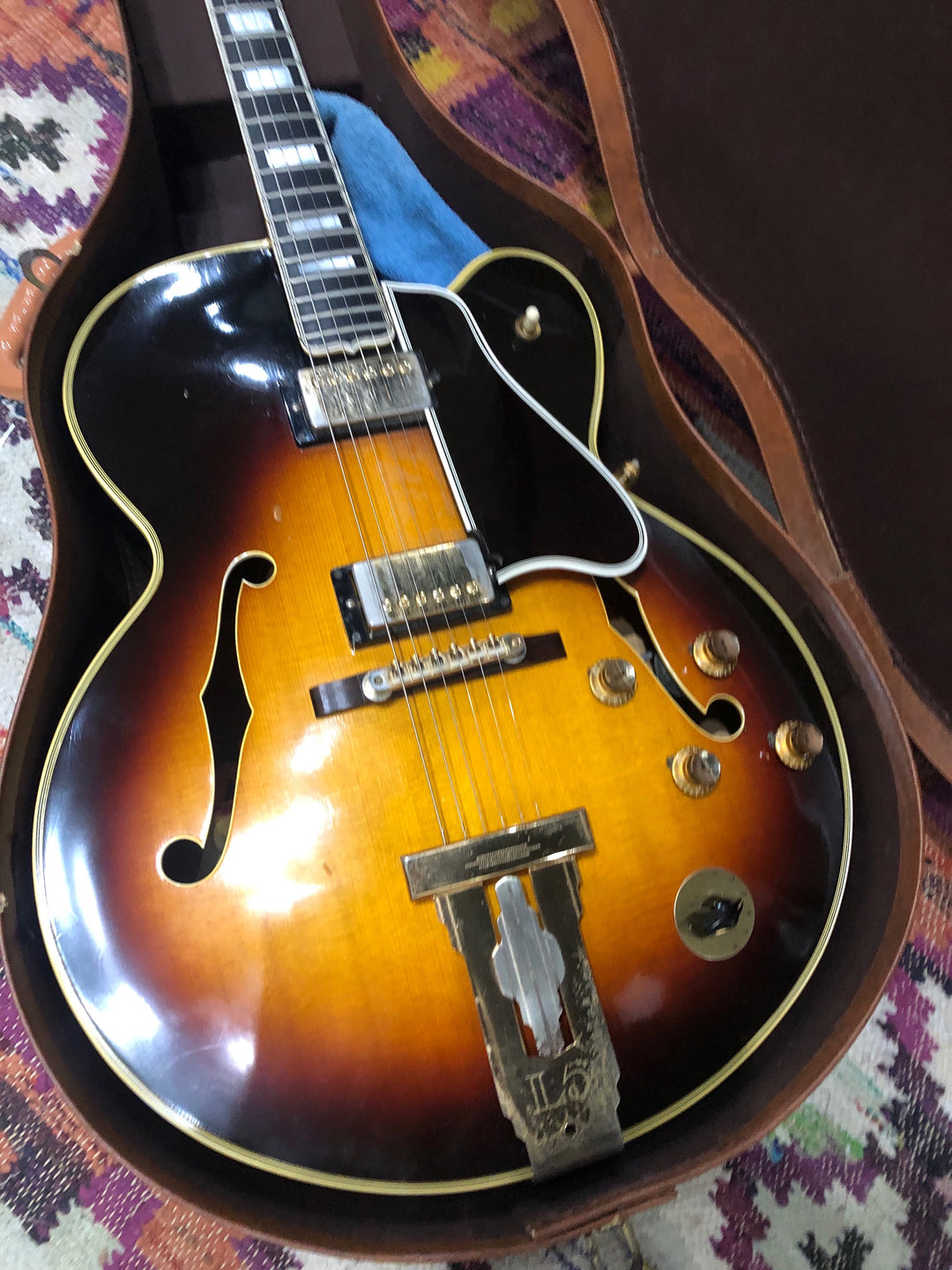 SOLD **** 1959 Gibson L5CES Factory Stereo!! – Jimmy Wallace Guitars