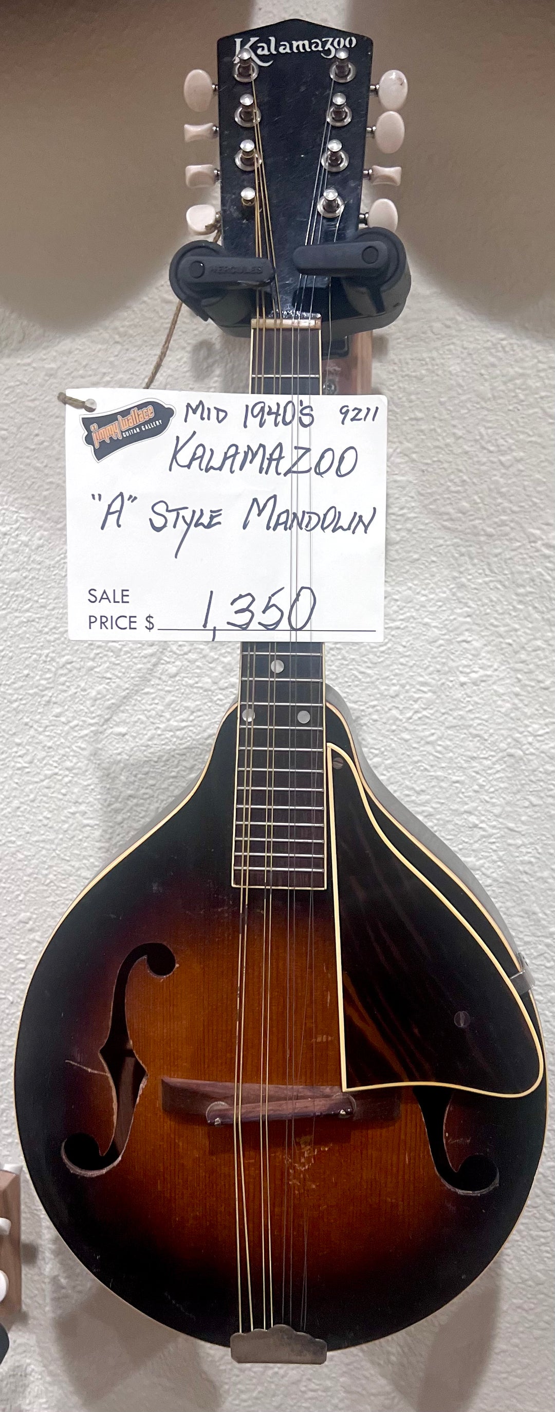 MANDOLINS / RESONATORS – Jimmy Wallace Guitars